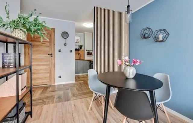 Апартаменты Kawalerki Z Widokiem Na Morze Na Ul Norwida 4 *